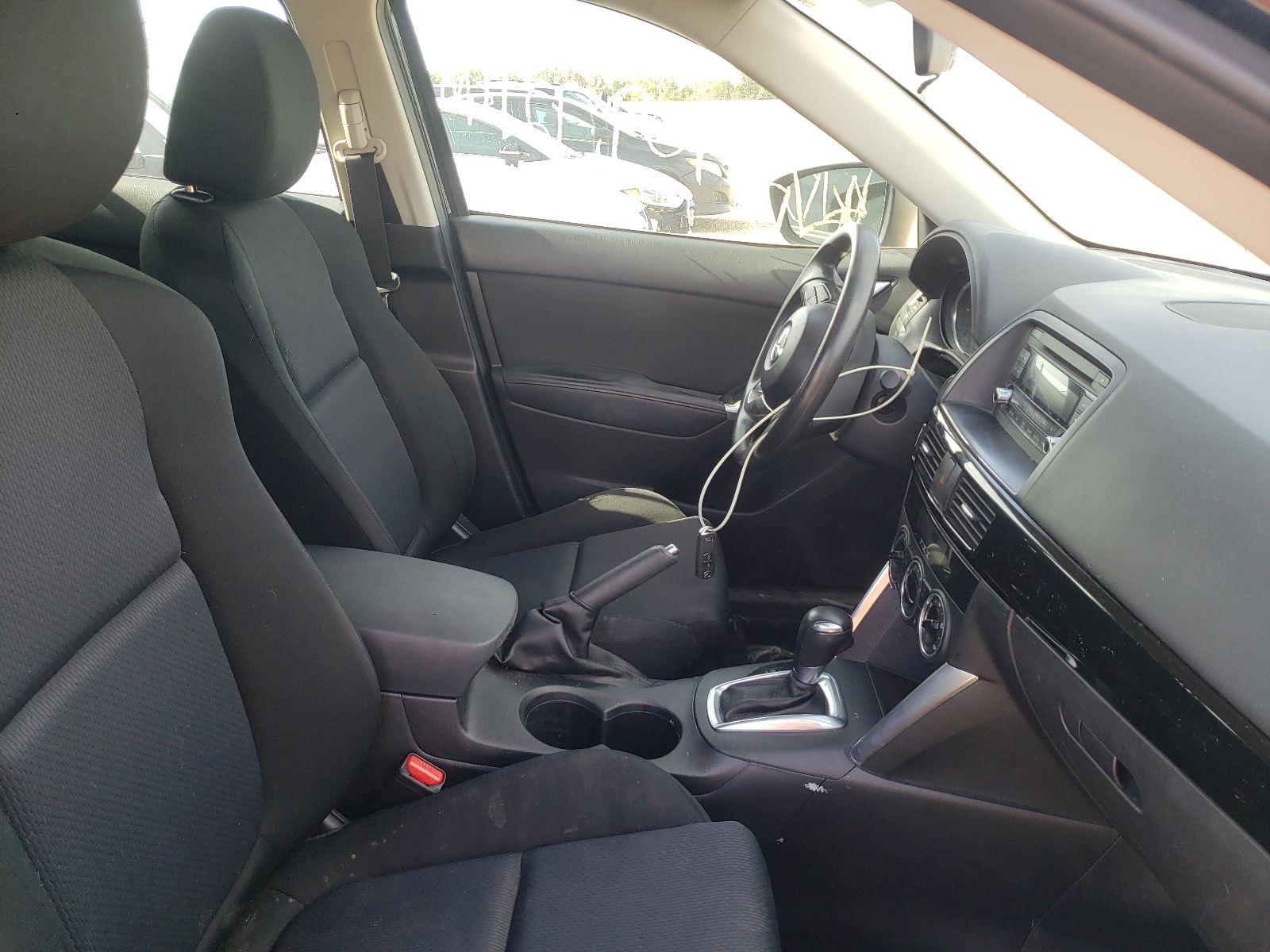 Photo 5 from auction – 2014 MAZDA CX-5 SPORT with VIN JM3KE2BE2E0390273