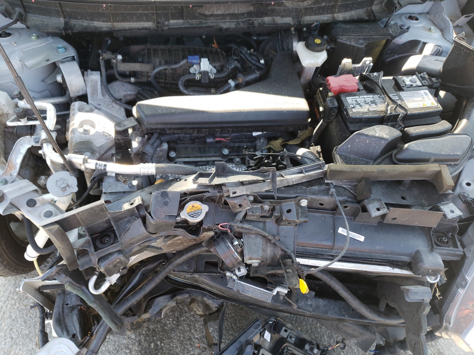 Photo 7 from auction – 2019 NISSAN ROGUE S with VIN 5N1AT2MV2KC805749
