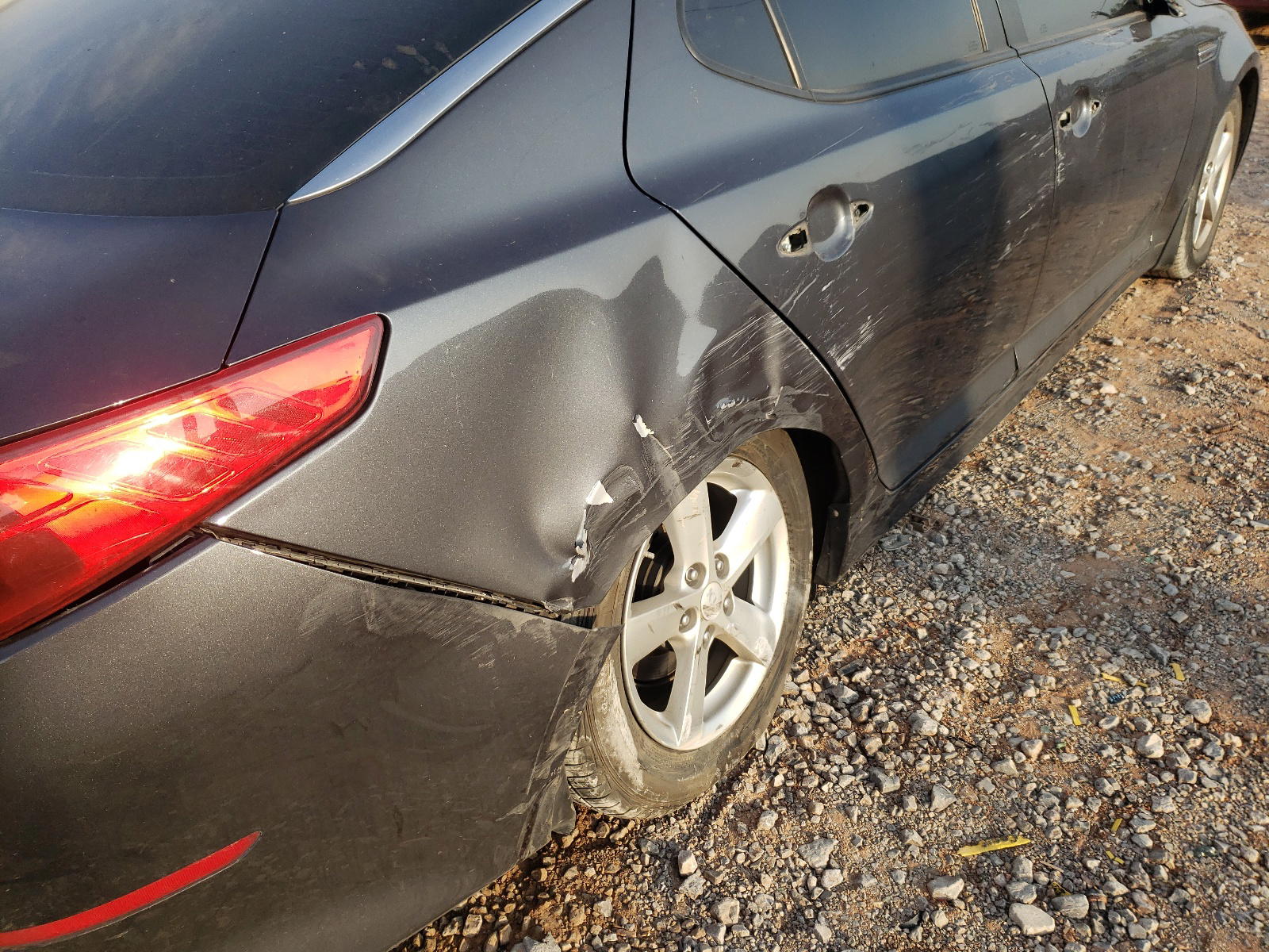 Photo 9 from auction – 2015 KIA OPTIMA LX with VIN KNAGM4A78F5633778