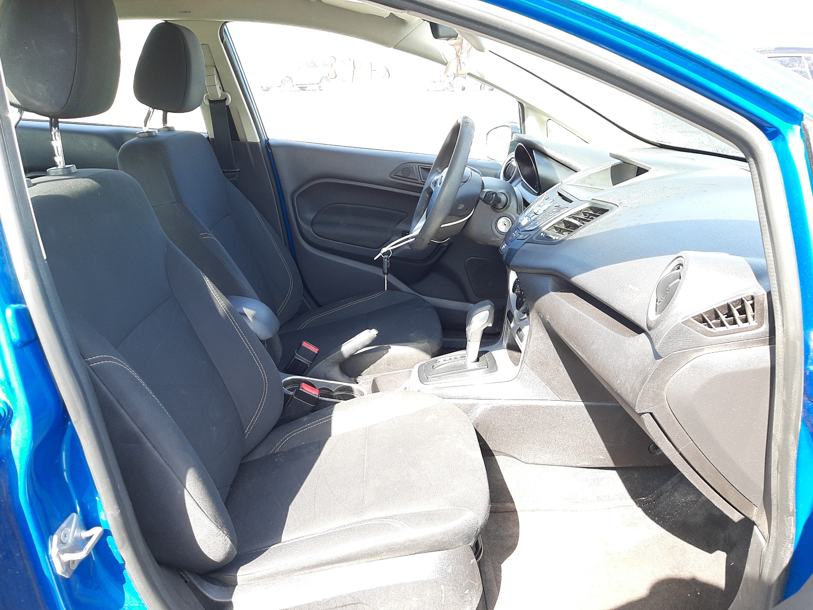Photo 5 from auction – 2017 FORD FIESTA SE with VIN 3FADP4BJ9HM125443