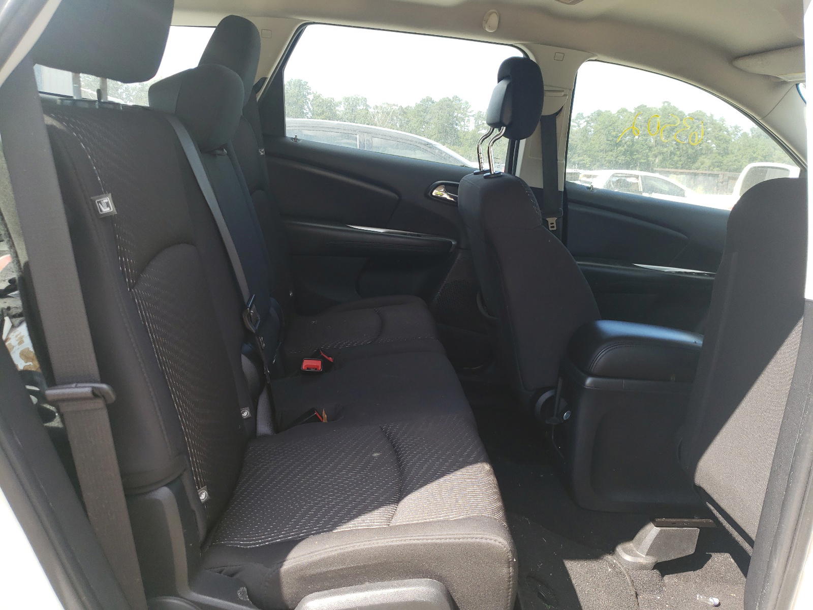 Photo 6 from auction – 2015 DODGE JOURNEY SE with VIN 3C4PDCAB6FT630699
