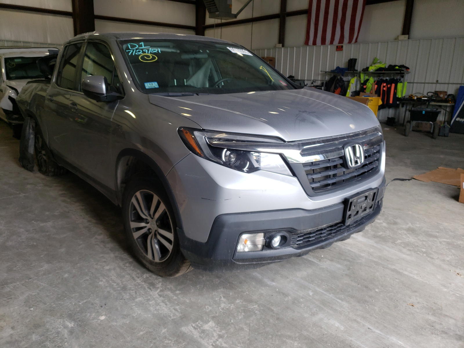 HONDA RIDGELINE 2017 with VIN 5FPYK3F49HB010197 - Photo from auction