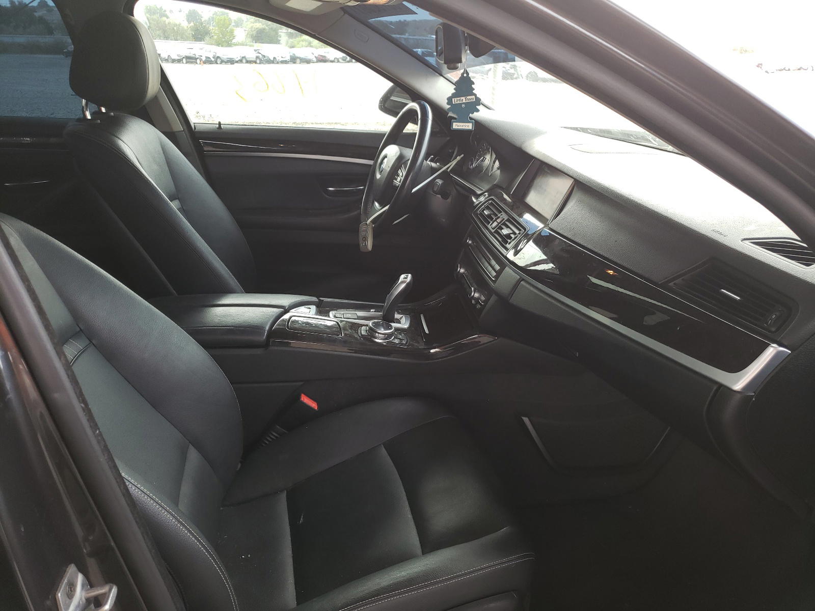 Photo 5 from auction – 2014 BMW 535 I with VIN WBA5B1C53ED482196