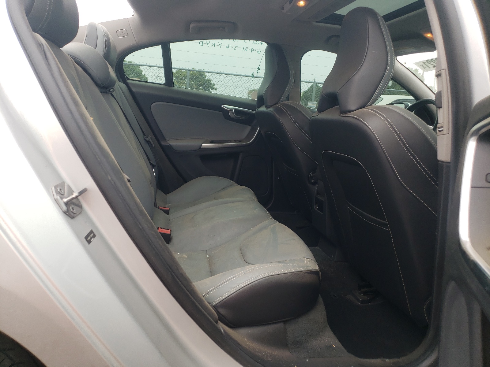 Photo 6 from auction – 2014 VOLVO S60 T6 with VIN YV1902FH7E2284040