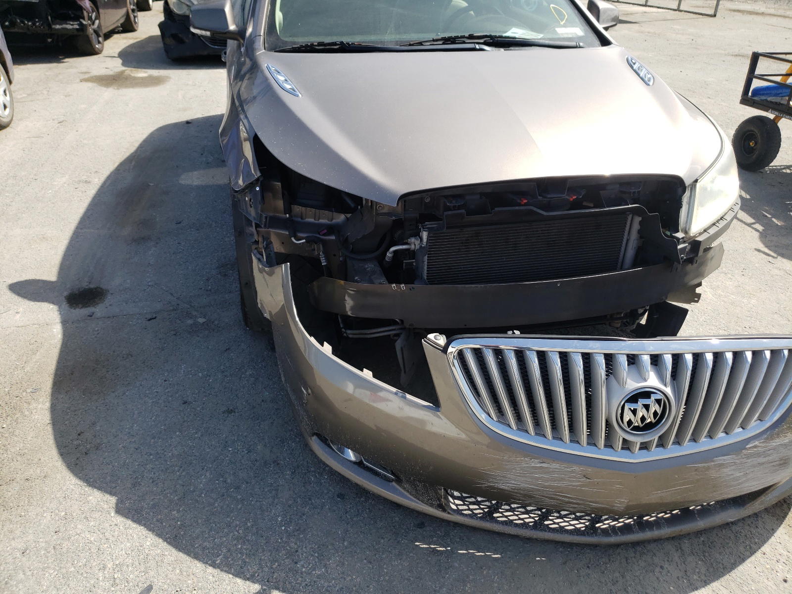 Photo 9 from auction – 2011 BUICK LACROSSE C with VIN 1G4GE5ED9BF269831