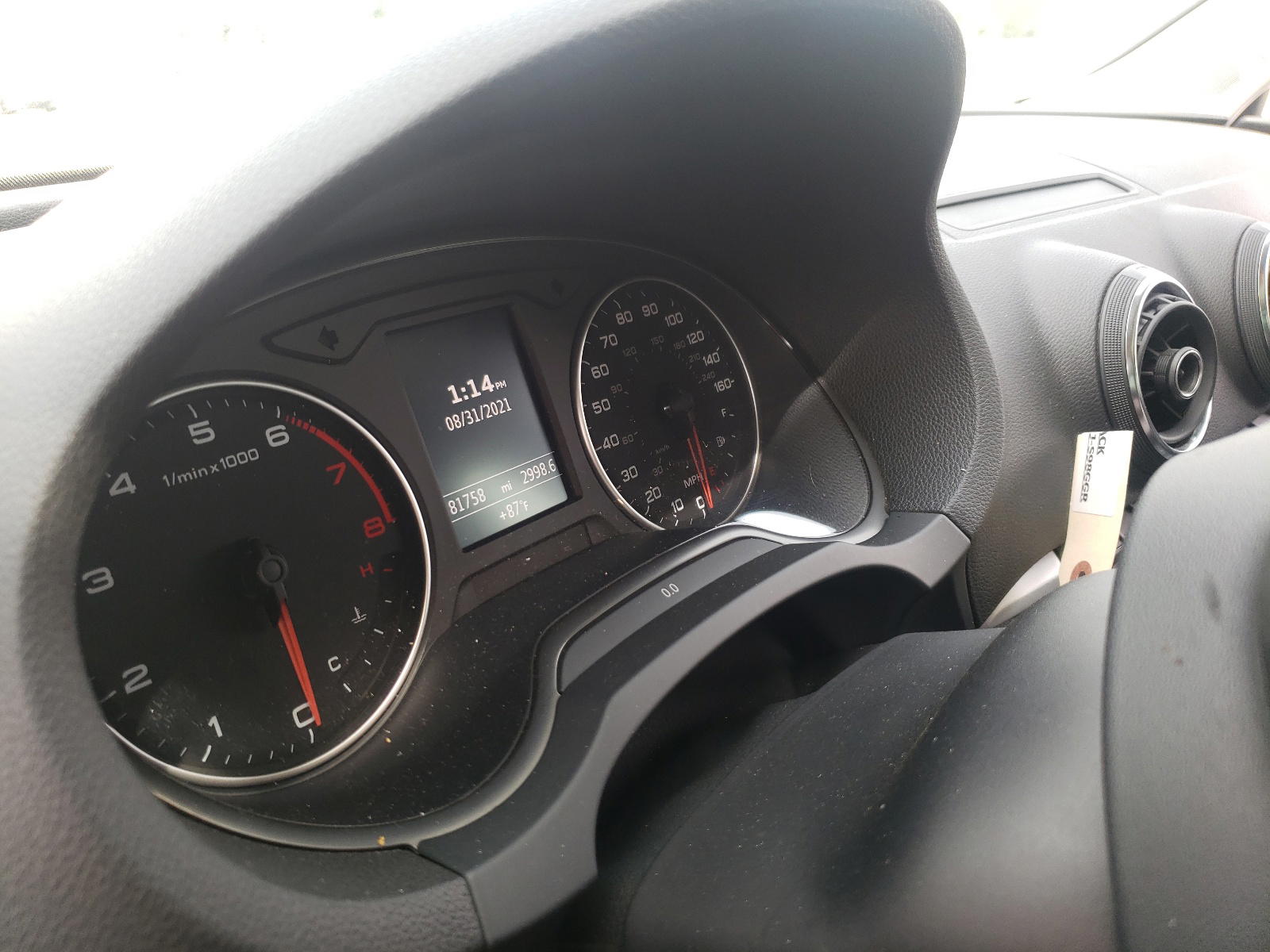 Photo 8 from auction – 2015 AUDI A3 PREMIUM with VIN WAUACGFF1F1007409