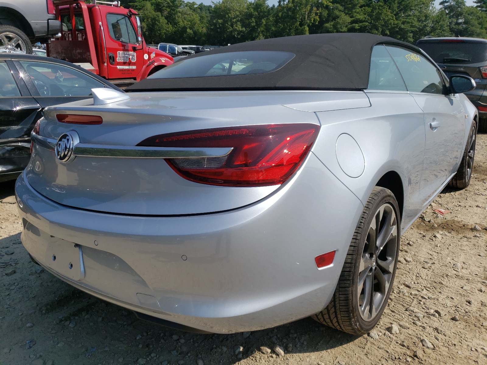 Photo 4 from auction – 2019 BUICK CASCADA PR with VIN W04WH3N5XKG318737