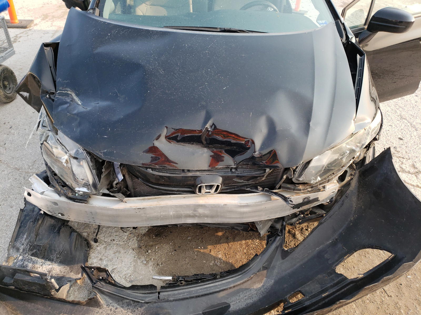 Photo 7 from auction – 2015 HONDA CIVIC HYBR with VIN 19XFB4F22FE201256