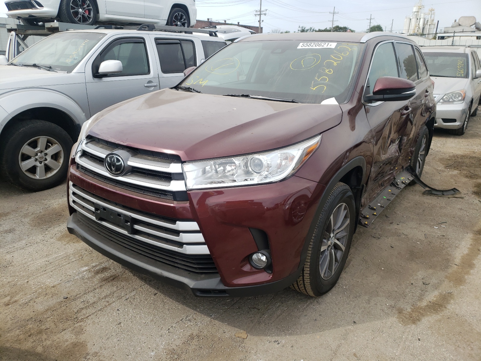 صورة رقم 2 من المزاد - 2017 TOYOTA HIGHLANDER مع VIN 5TDJZRFH5HS376679