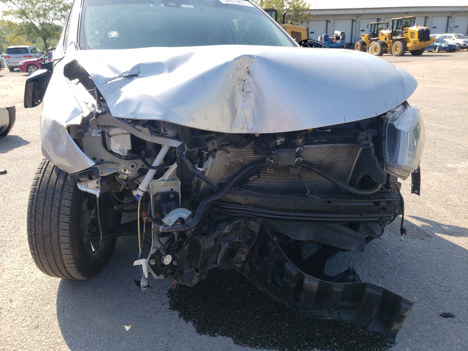 Photo 9 from auction – 2019 NISSAN ROGUE S with VIN 5N1AT2MV2KC805749