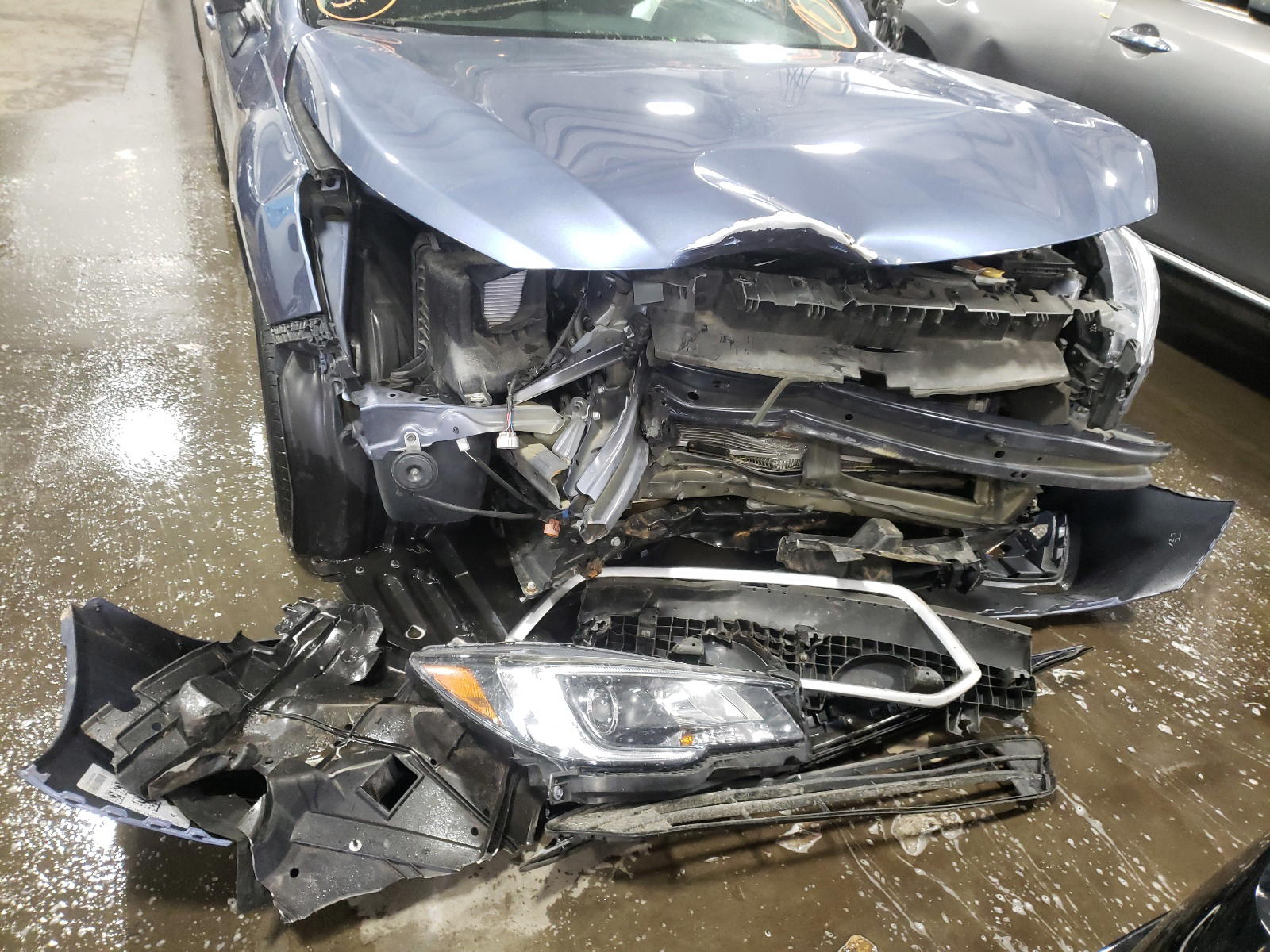 Photo 9 from auction – 2018 SUBARU LEGACY 2.5 with VIN 4S3BNAB62J3030294