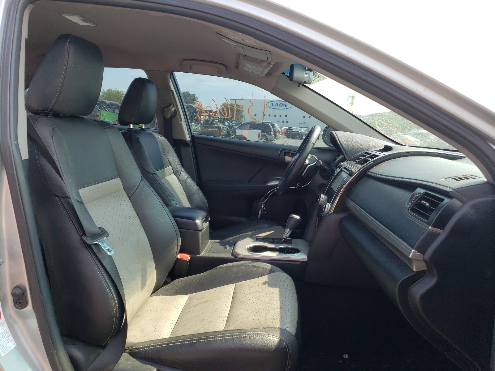 Photo 5 from auction – 2013 TOYOTA CAMRY L with VIN 4T1BF1FK0DU237412