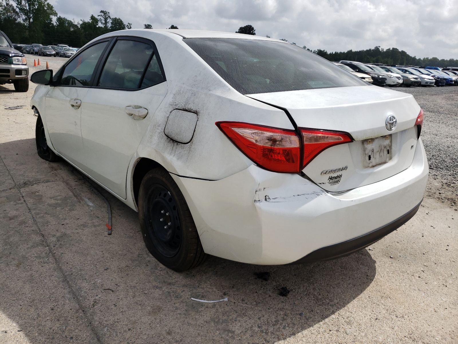Photo 3 from auction – 2017 TOYOTA COROLLA L with VIN 5YFBURHE5HP648064