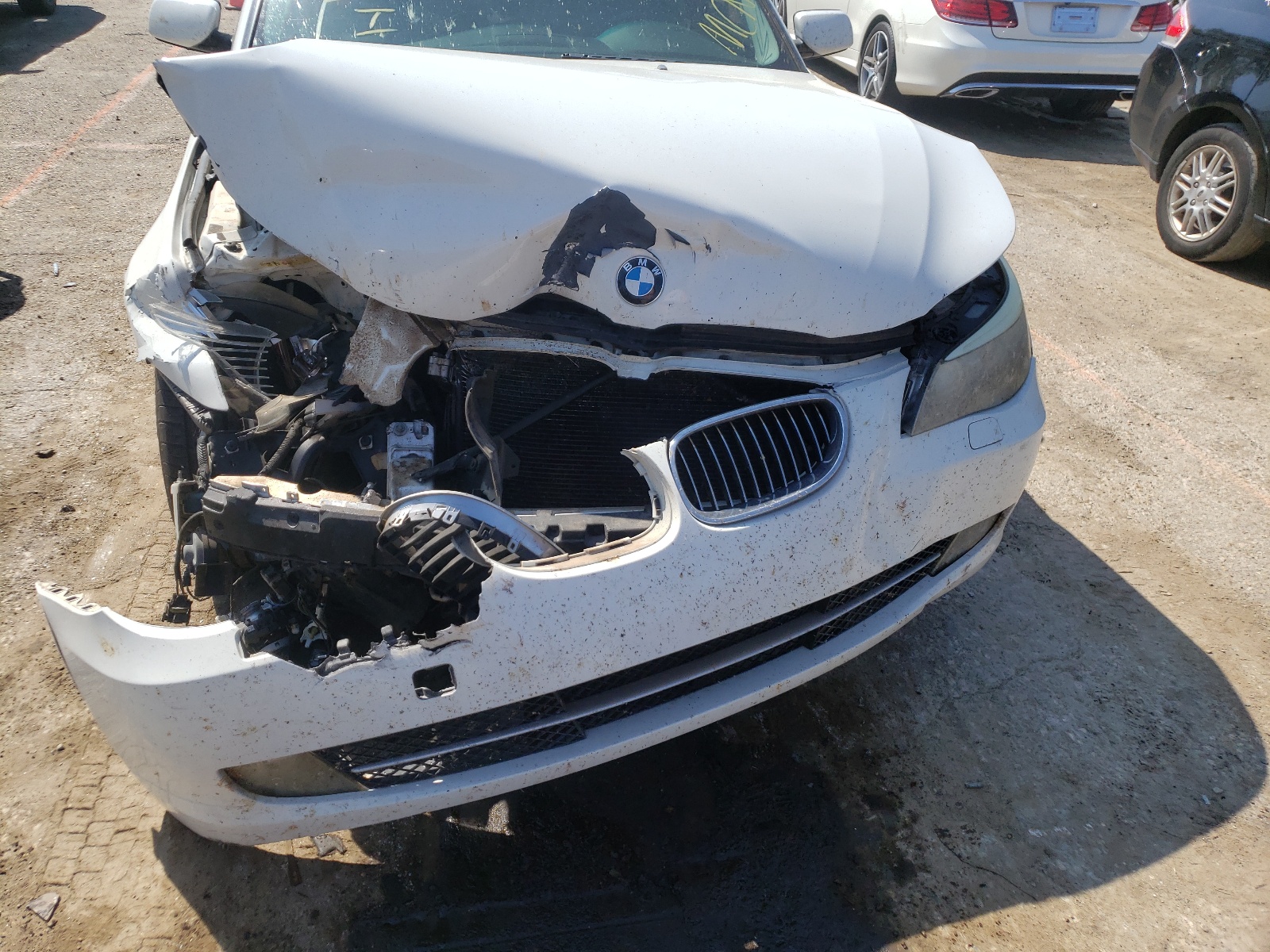Photo 9 from auction – 2009 BMW 528 I with VIN WBANU53519C120218