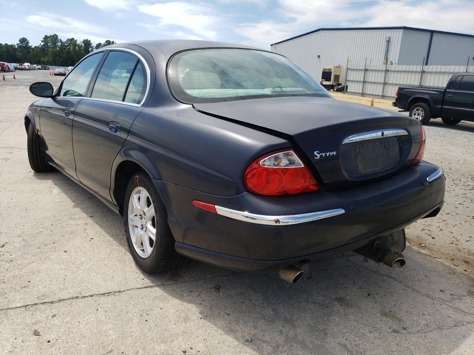 Photo 3 from auction – 2003 JAGUAR S-TYPE with VIN SAJEA01T13FM67832