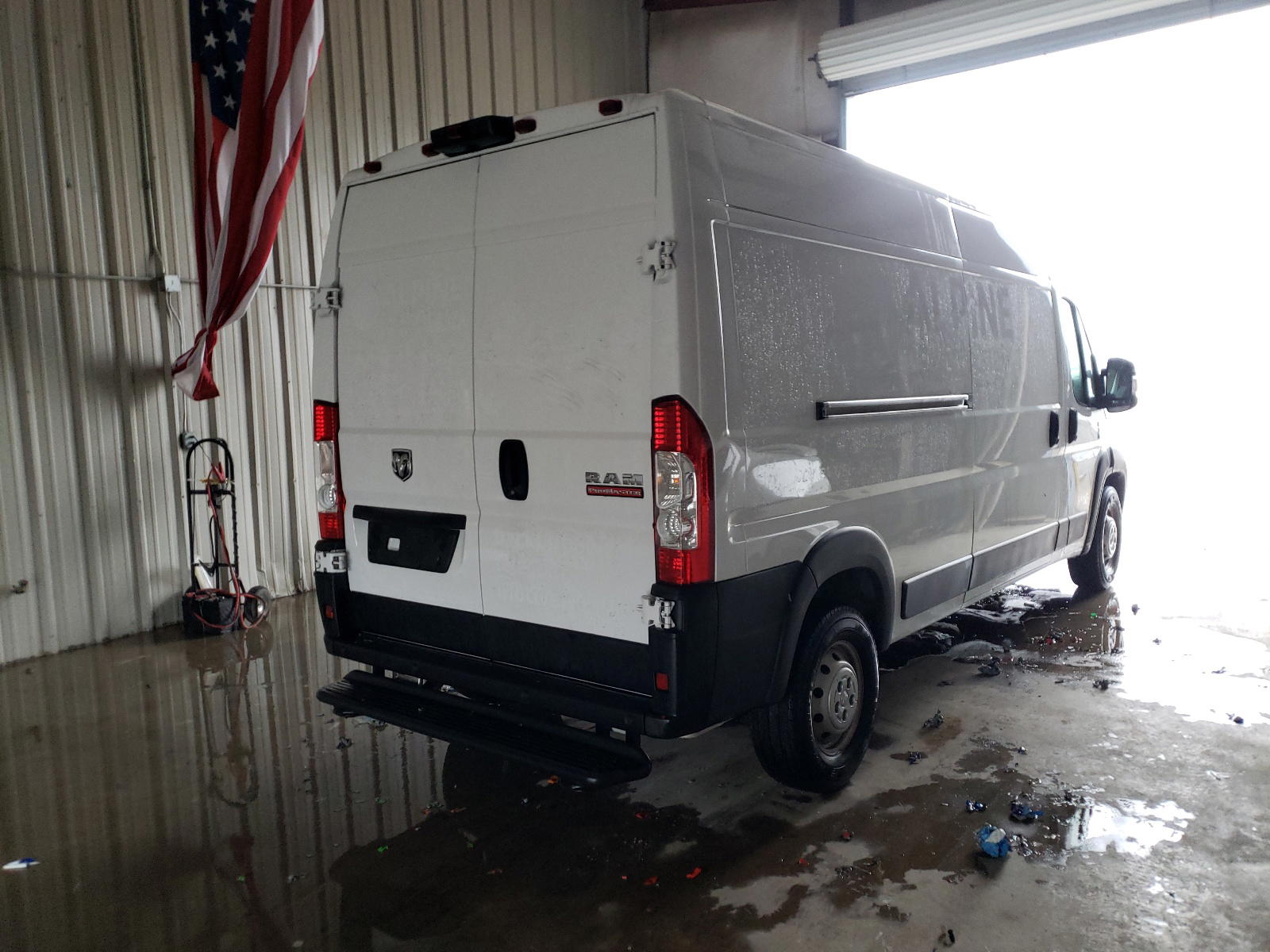 Photo 4 from auction – 2019 RAM PROMASTER with VIN 3C6URVHG0KE564836