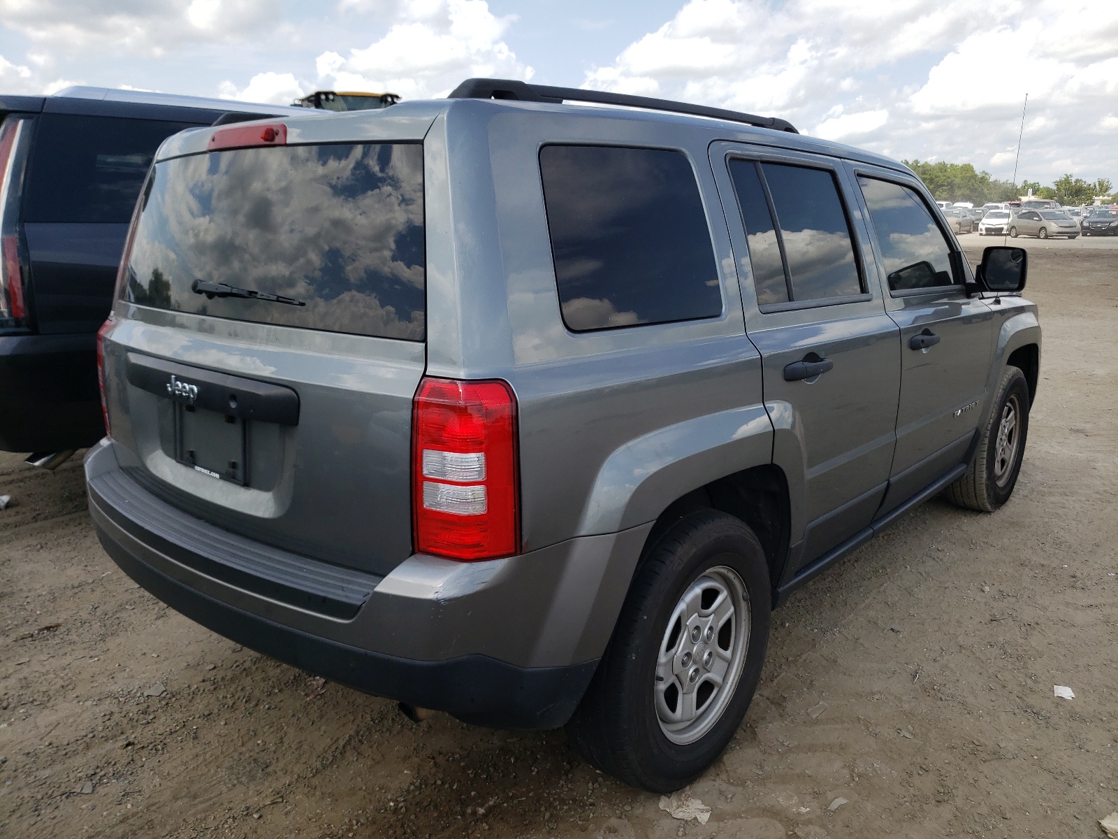 Photo 4 from auction – 2014 JEEP PATRIOT SP with VIN 1C4NJPBA5ED508594