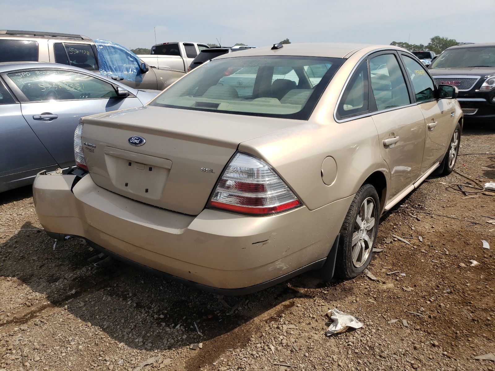 Photo 4 from auction – 2008 FORD TAURUS SEL with VIN 1FAHP24W88G129119