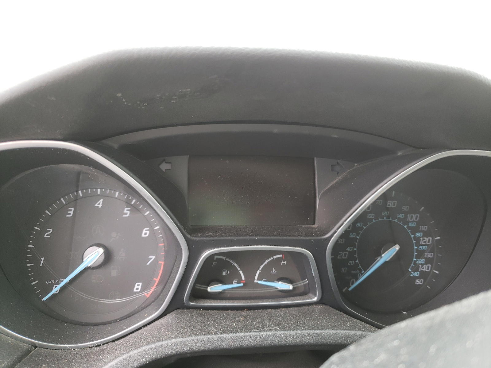 Photo 8 from auction – 2012 FORD FOCUS SEL with VIN 1FAHP3M24CL220195