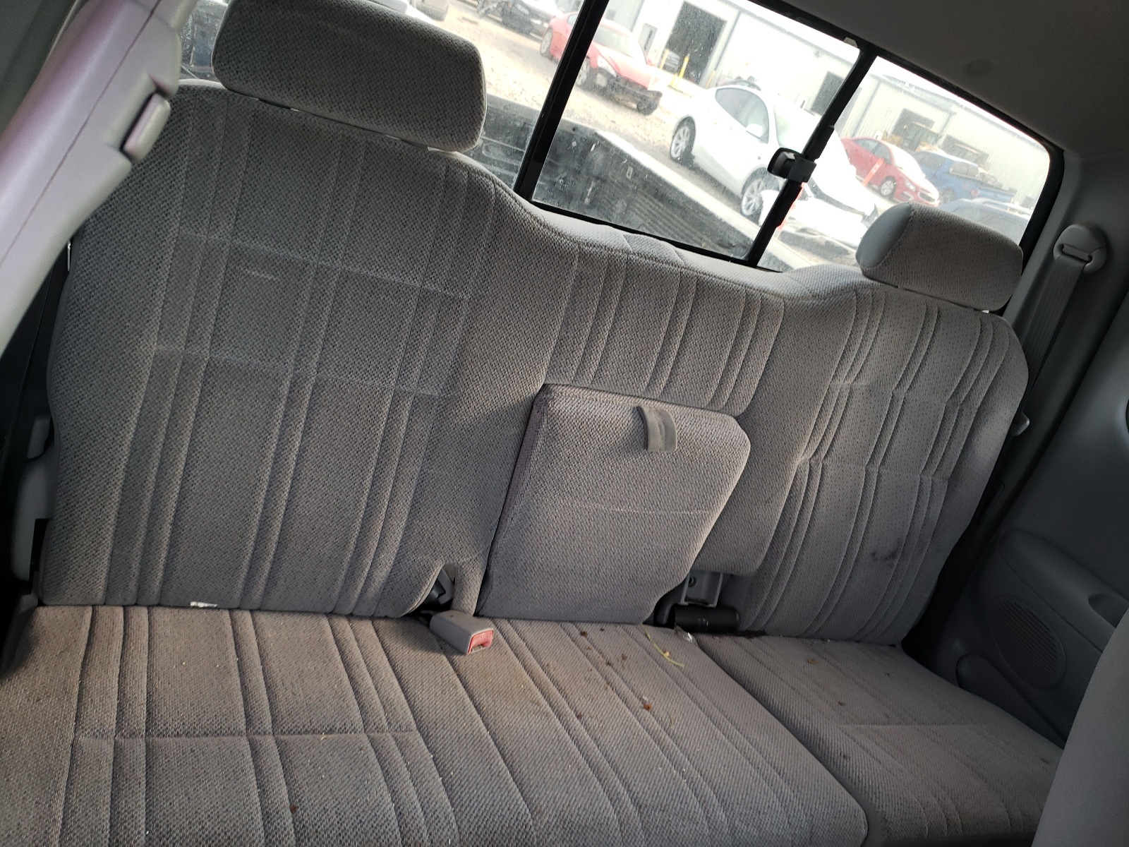 Photo 6 from auction – 2002 TOYOTA TUNDRA ACC with VIN 5TBBT44152S227249