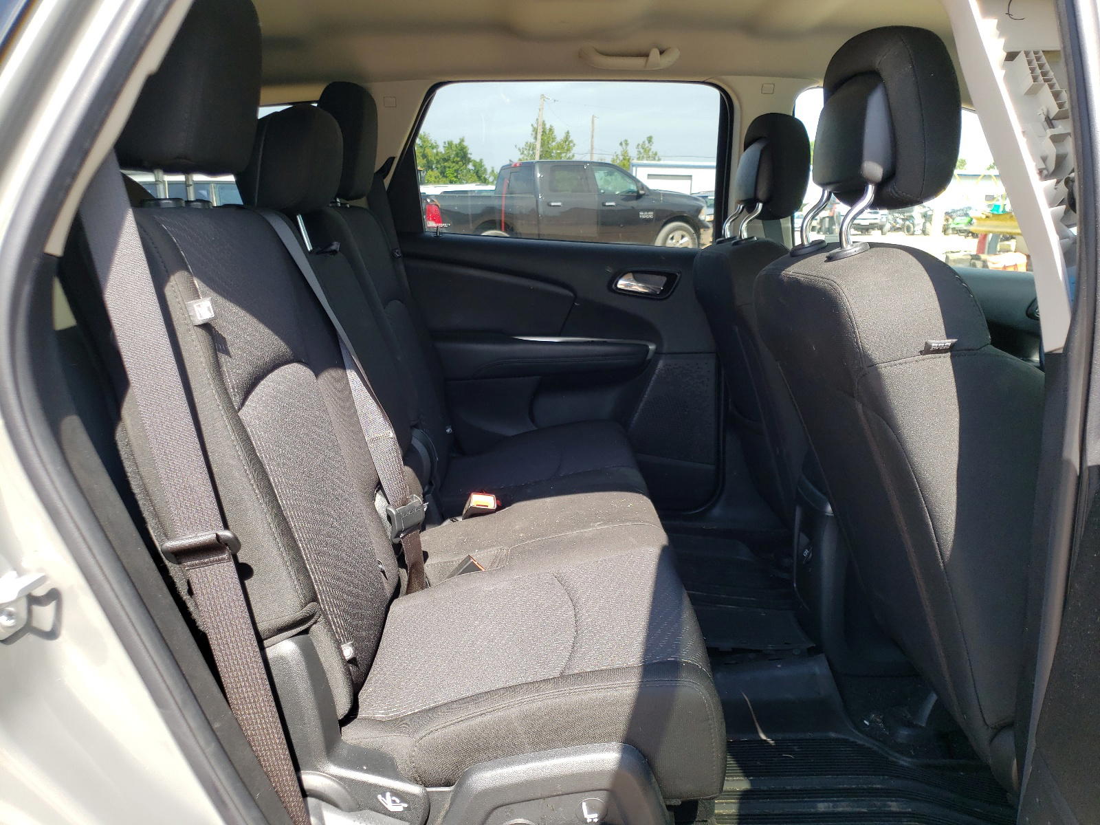 Photo 6 from auction – 2019 DODGE JOURNEY SE with VIN 3C4PDCAB9KT873367