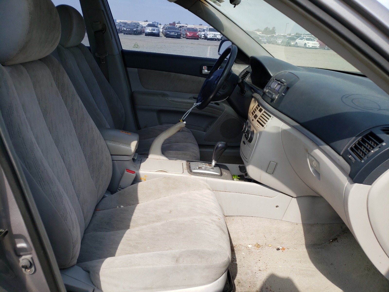 Photo 5 from auction – 2006 HYUNDAI SONATA GL with VIN 5NPET46C06H098822