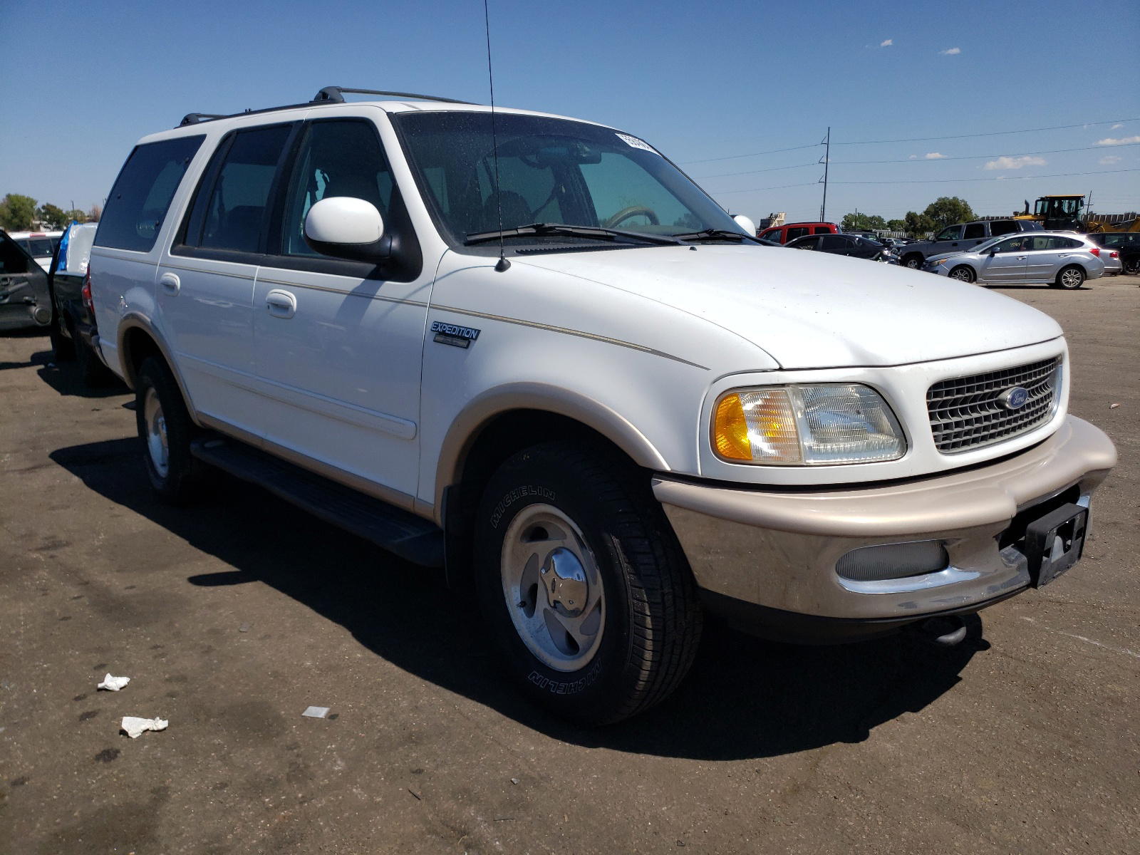 FORD EXPEDITION 1998 with VIN 1FMPU18L2WLA24083 - Photo from auction