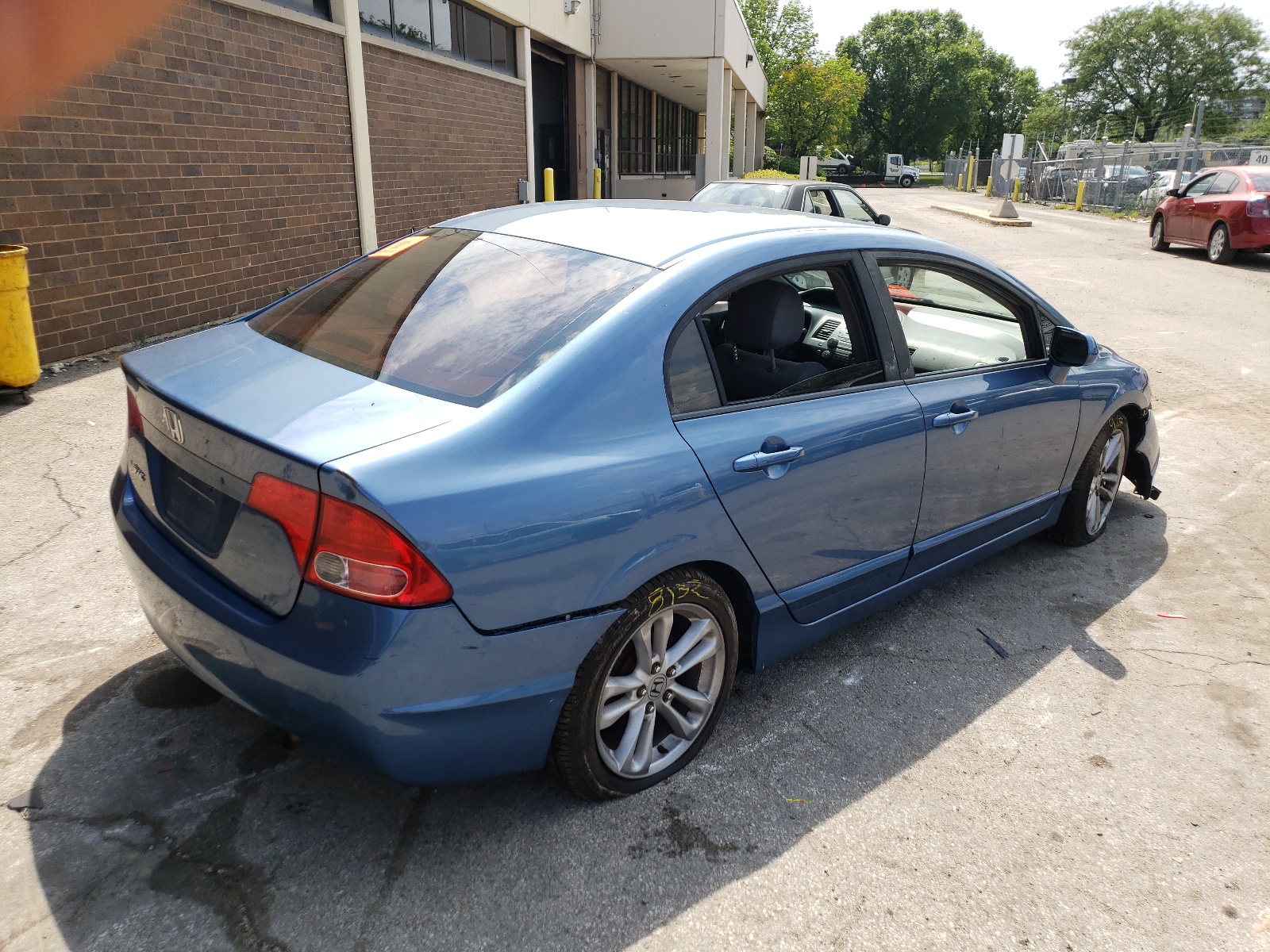 Photo 4 from auction – 2008 HONDA CIVIC LX with VIN 1HGFA16558L047665