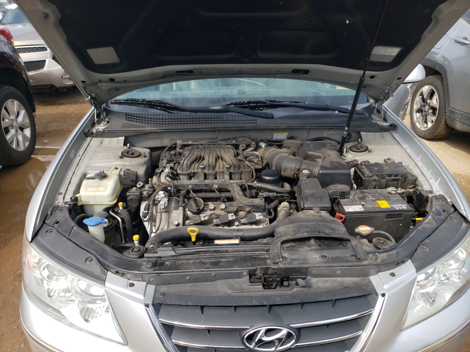 Photo 7 from auction – 2009 HYUNDAI SONATA SE with VIN 5NPEU46F89H407707
