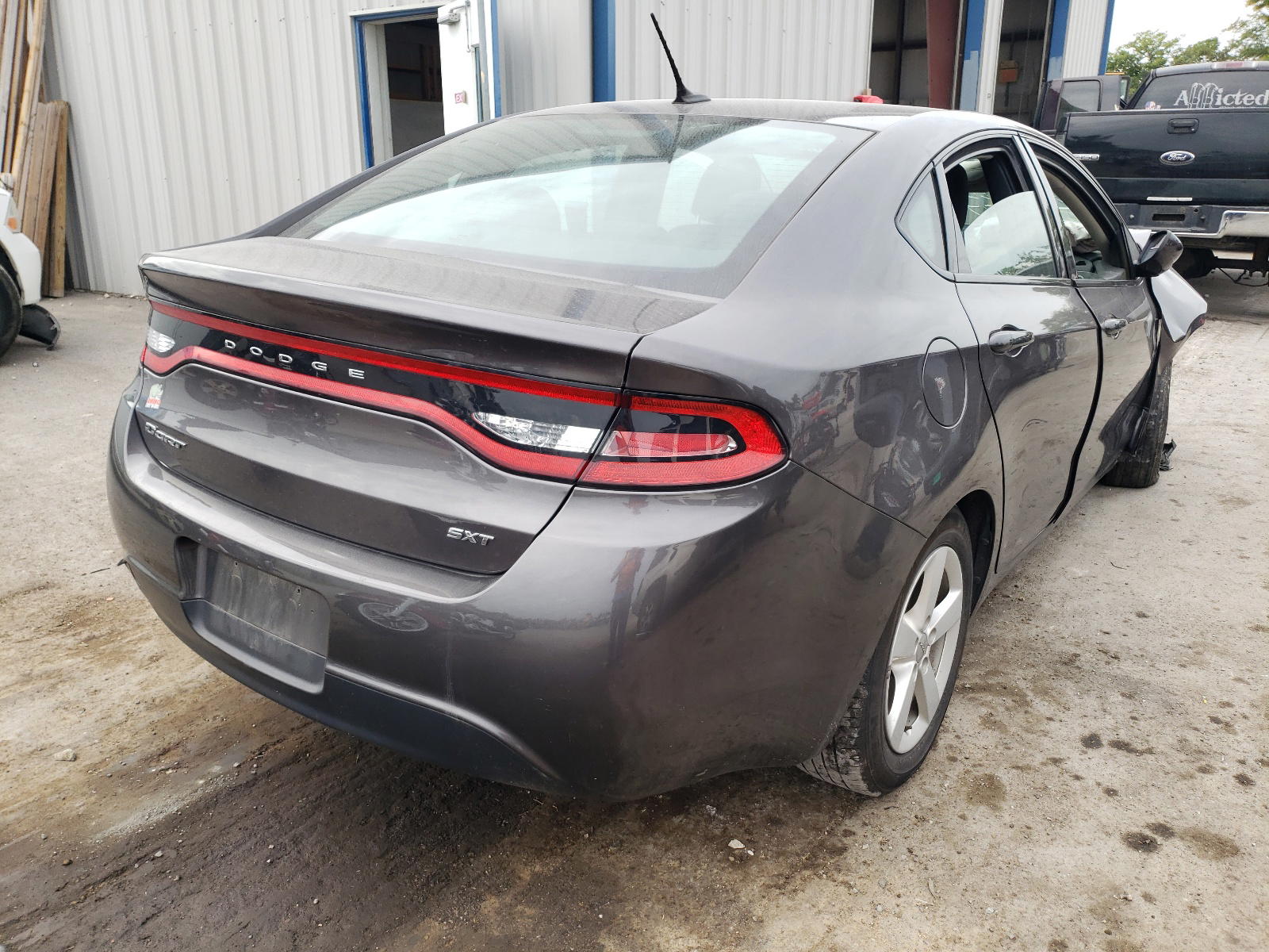 Photo 4 from auction – 2016 DODGE DART SXT with VIN 1C3CDFBB0GD717265