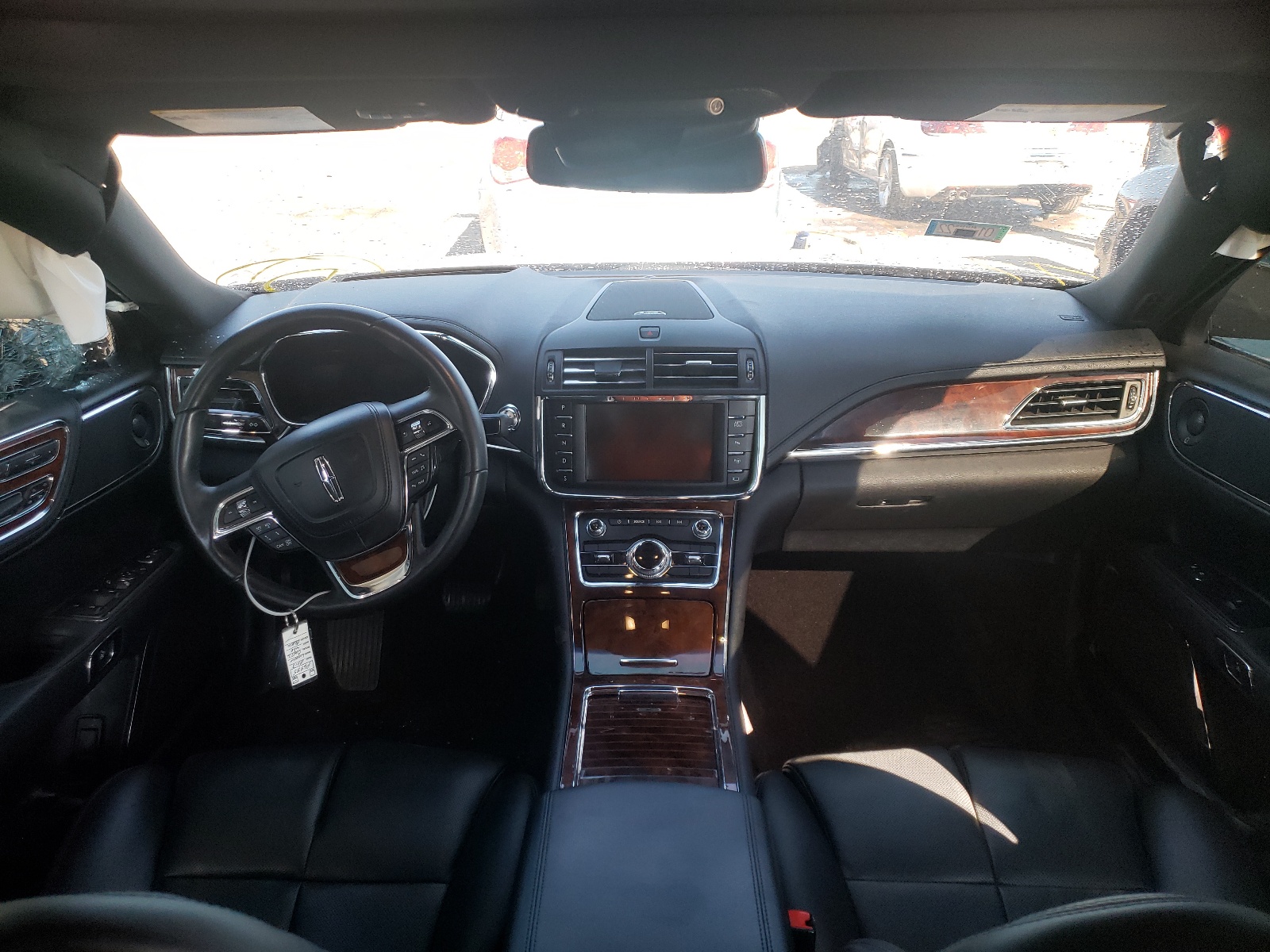 Photo 9 from auction – 2018 LINCOLN CONTINENTA with VIN 1LN6L9TP7J5601856