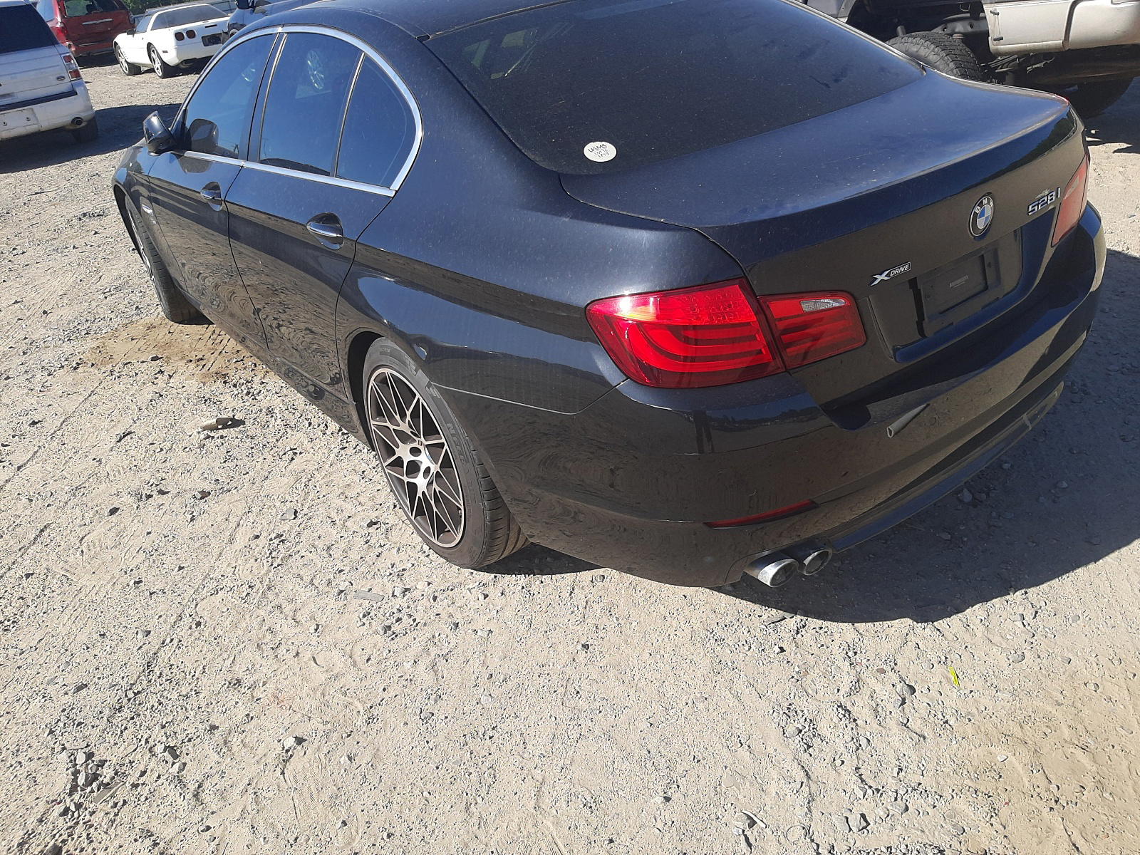 Photo 9 from auction – 2012 BMW 528 XI with VIN WBAXH5C50CDW05836