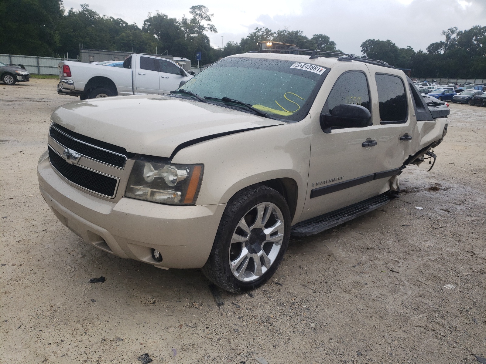 Photo 2 from auction – 2008 CHEVROLET AVALANCHE with VIN 3GNEC12038G144575