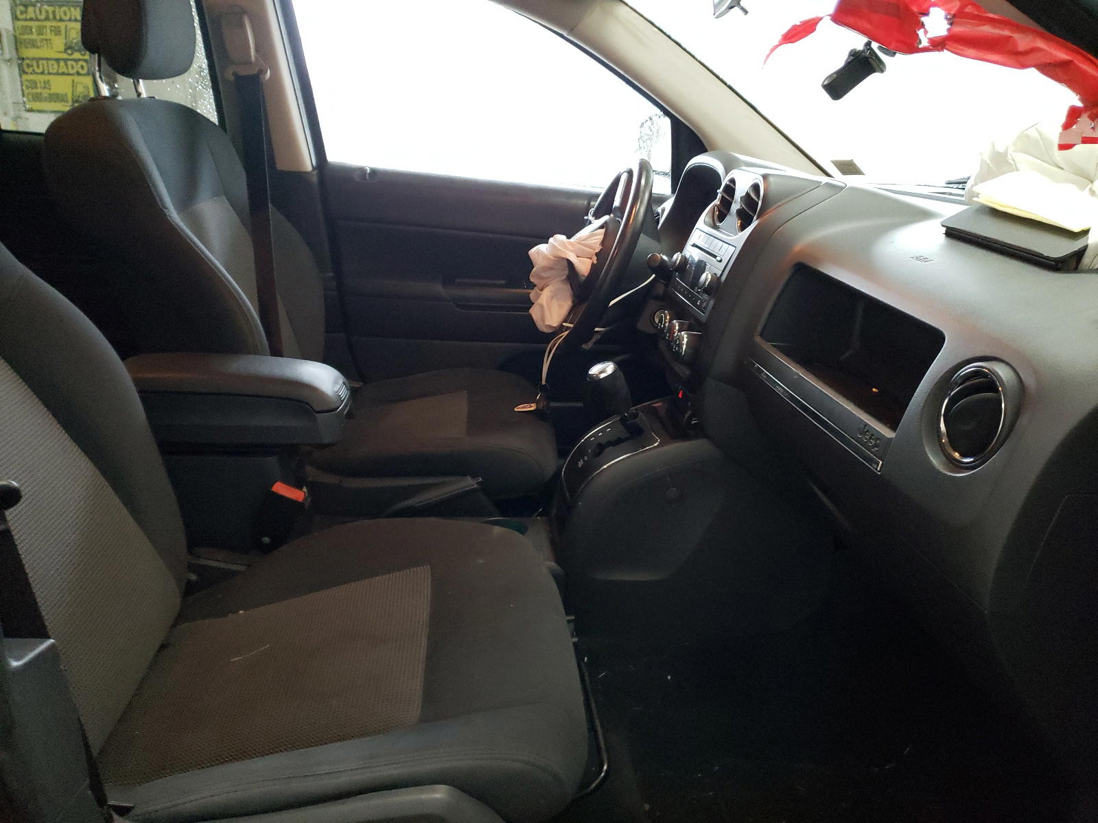 Photo 5 from auction – 2011 JEEP COMPASS SP with VIN 1J4NT1FA4BD138228