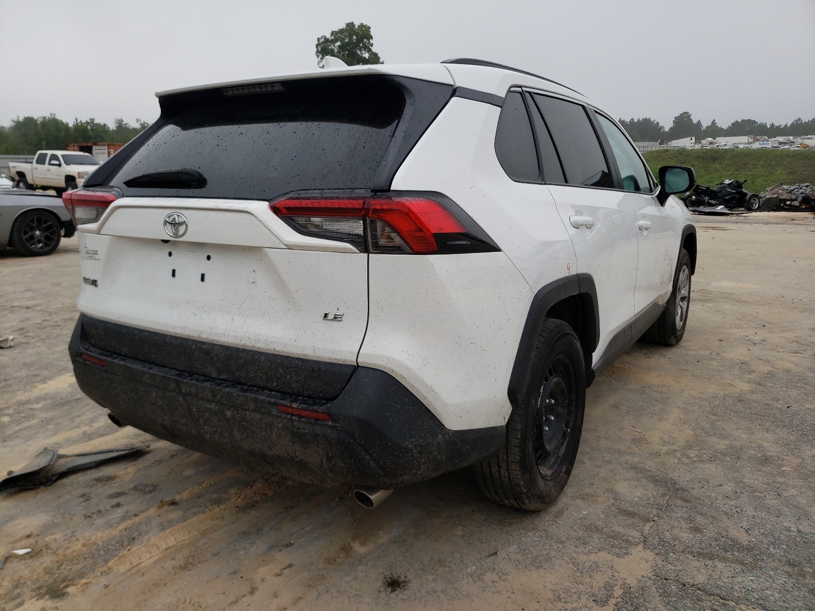 Photo 4 from auction – 2020 TOYOTA RAV4 LE with VIN 2T3H1RFV3LC046771