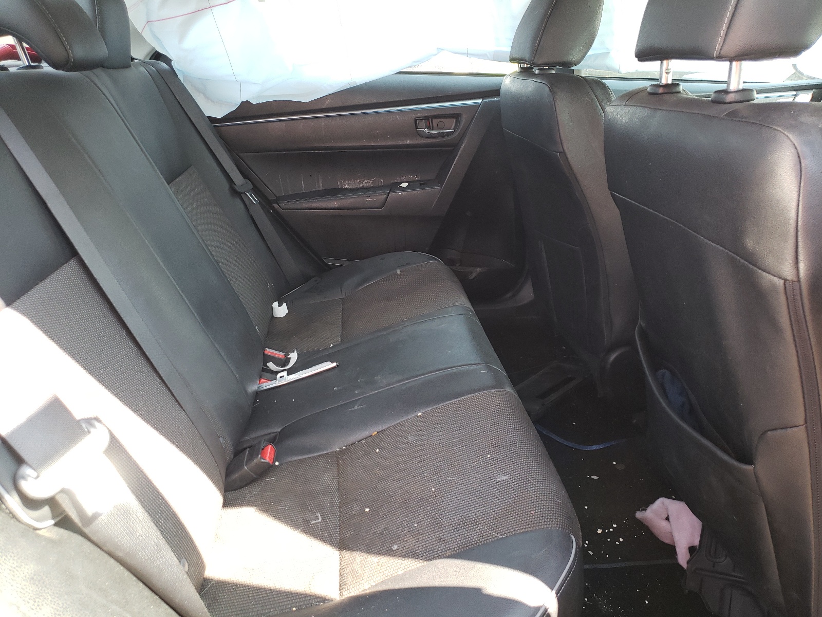 Photo 6 from auction – 2014 TOYOTA COROLLA L with VIN 5YFBURHE9EP164085