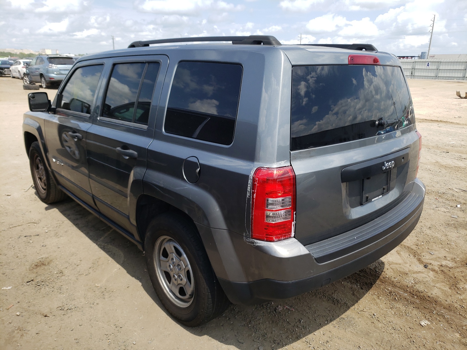 Photo 3 from auction – 2014 JEEP PATRIOT SP with VIN 1C4NJPBA5ED508594