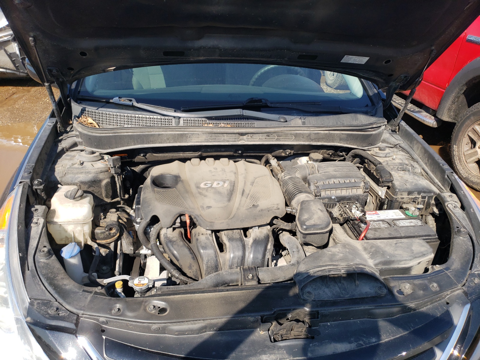 Photo 7 from auction – 2014 HYUNDAI SONATA GLS with VIN 5NPEB4AC8EH877653