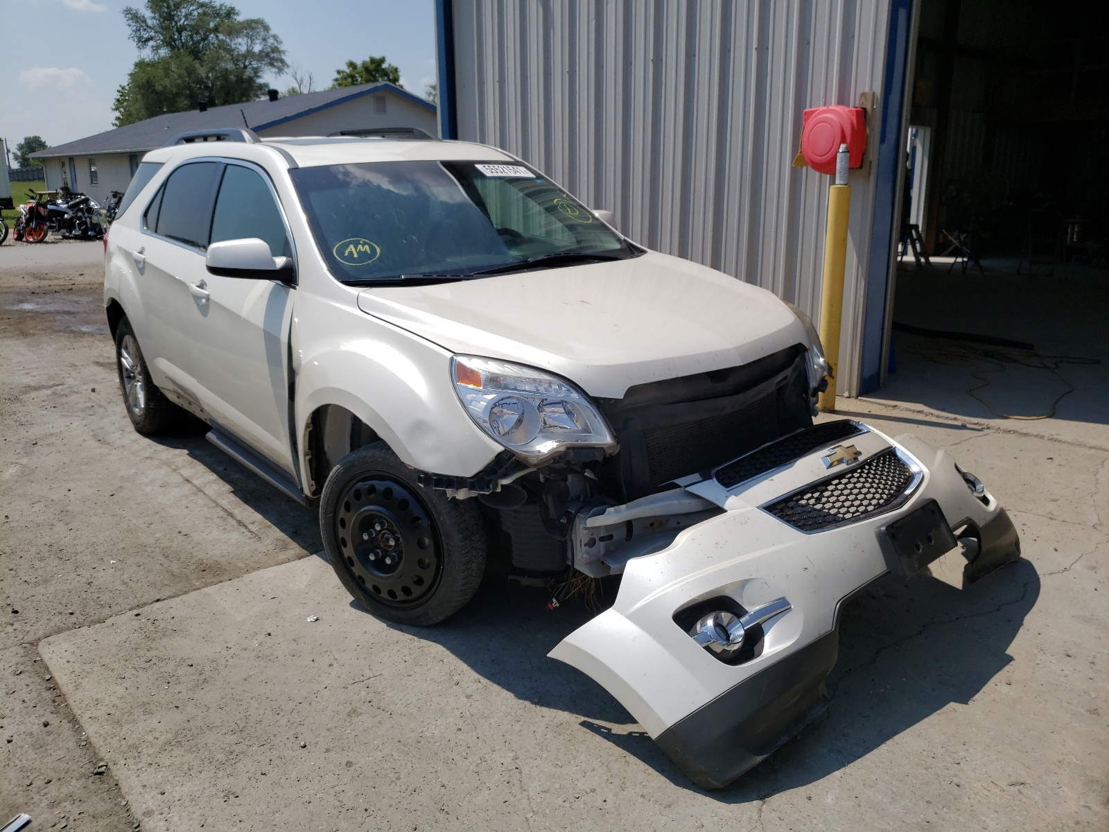 CHEVROLET EQUINOX LT 2015 with VIN 1GNFLGEK8FZ104798 - Photo from auction