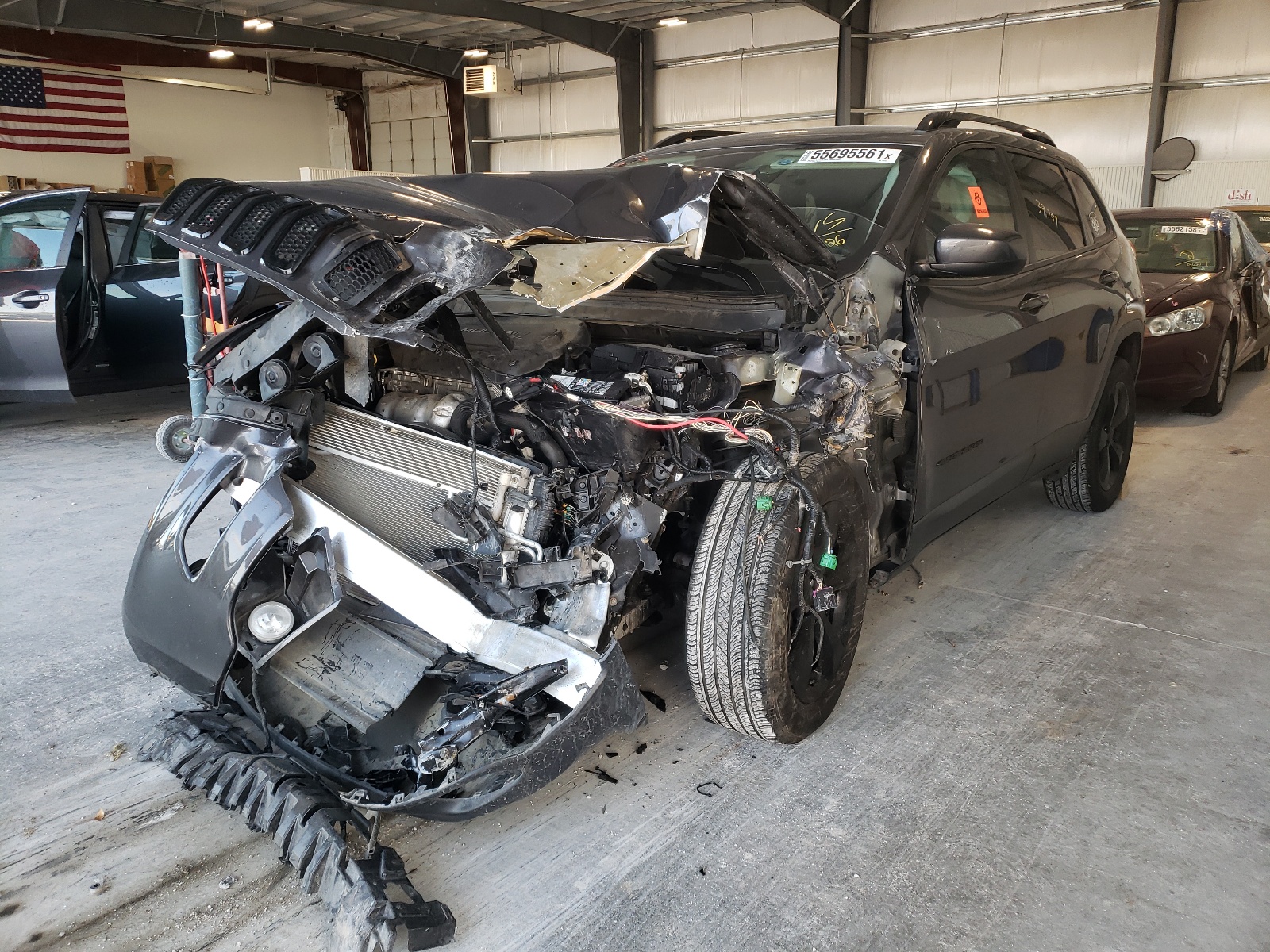 Photo 2 from auction – 2018 JEEP CHEROKEE L with VIN 1C4PJMCB3JD545426