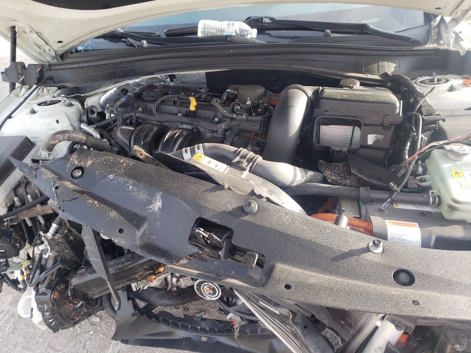 Фото 7 с аукциона – 2017 KIA OPTIMA PLU с VIN KNAGV4LD3H5018008