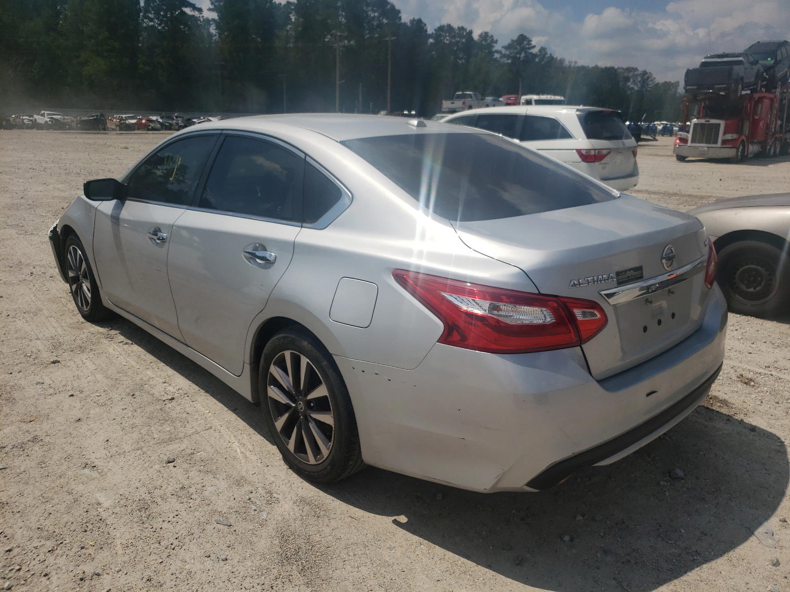 Photo 3 from auction – 2017 NISSAN ALTIMA 2.5 with VIN 1N4AL3AP9HC195816