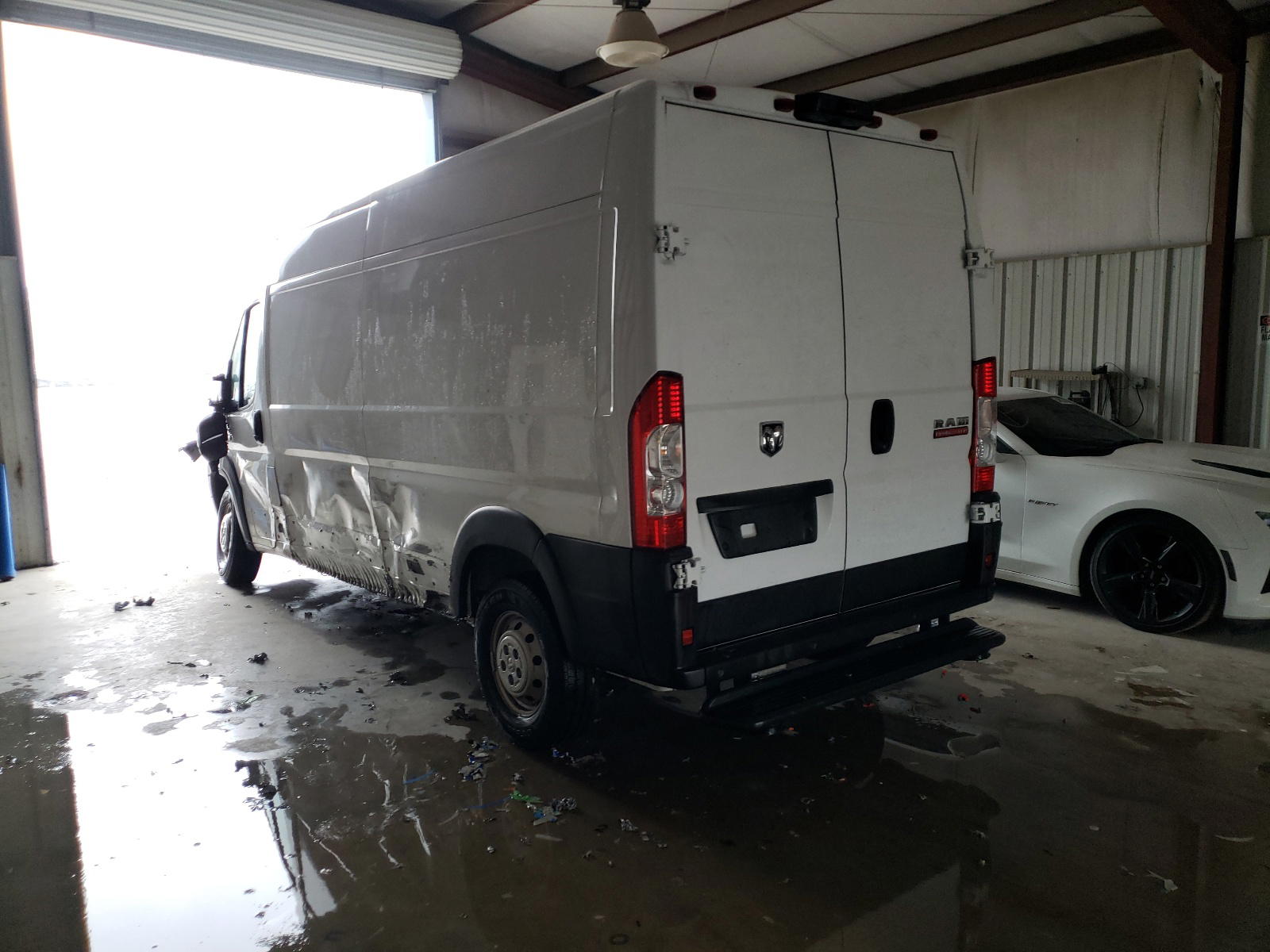 Photo 3 from auction – 2019 RAM PROMASTER with VIN 3C6URVHG0KE564836