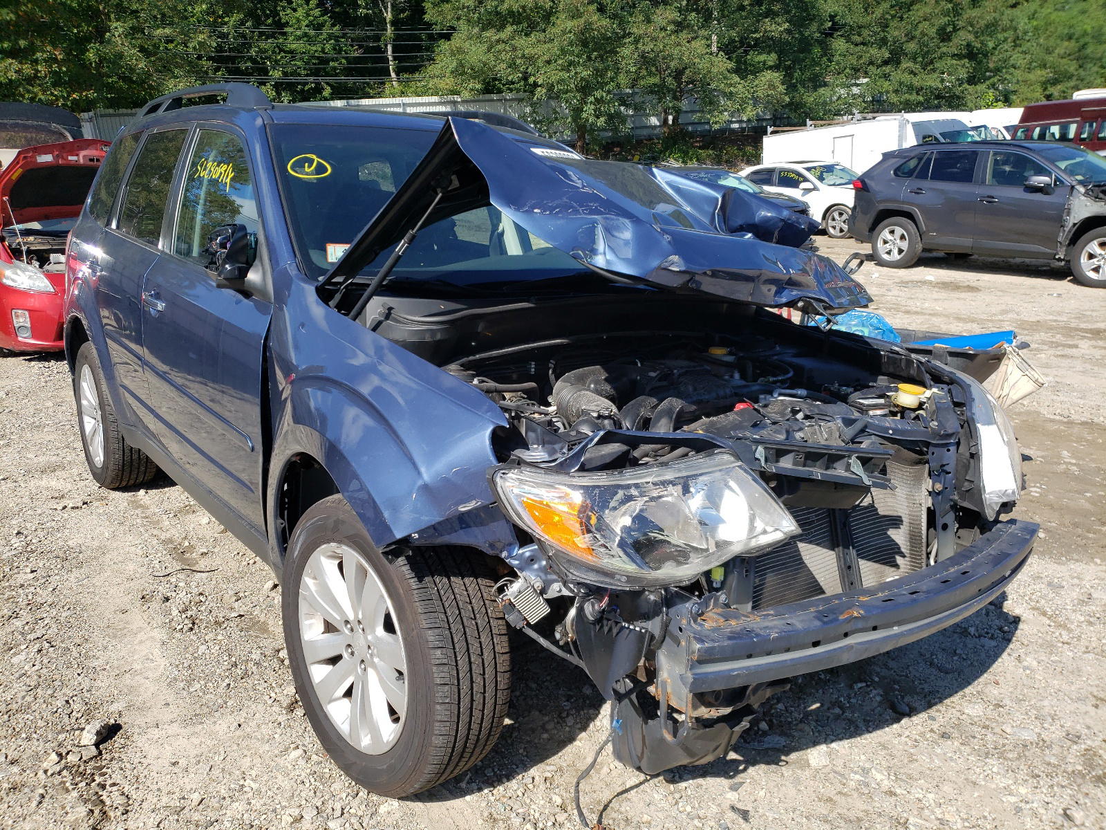 SUBARU FORESTER L 2012 with VIN JF2SHAEC5CH447103 - Photo from auction