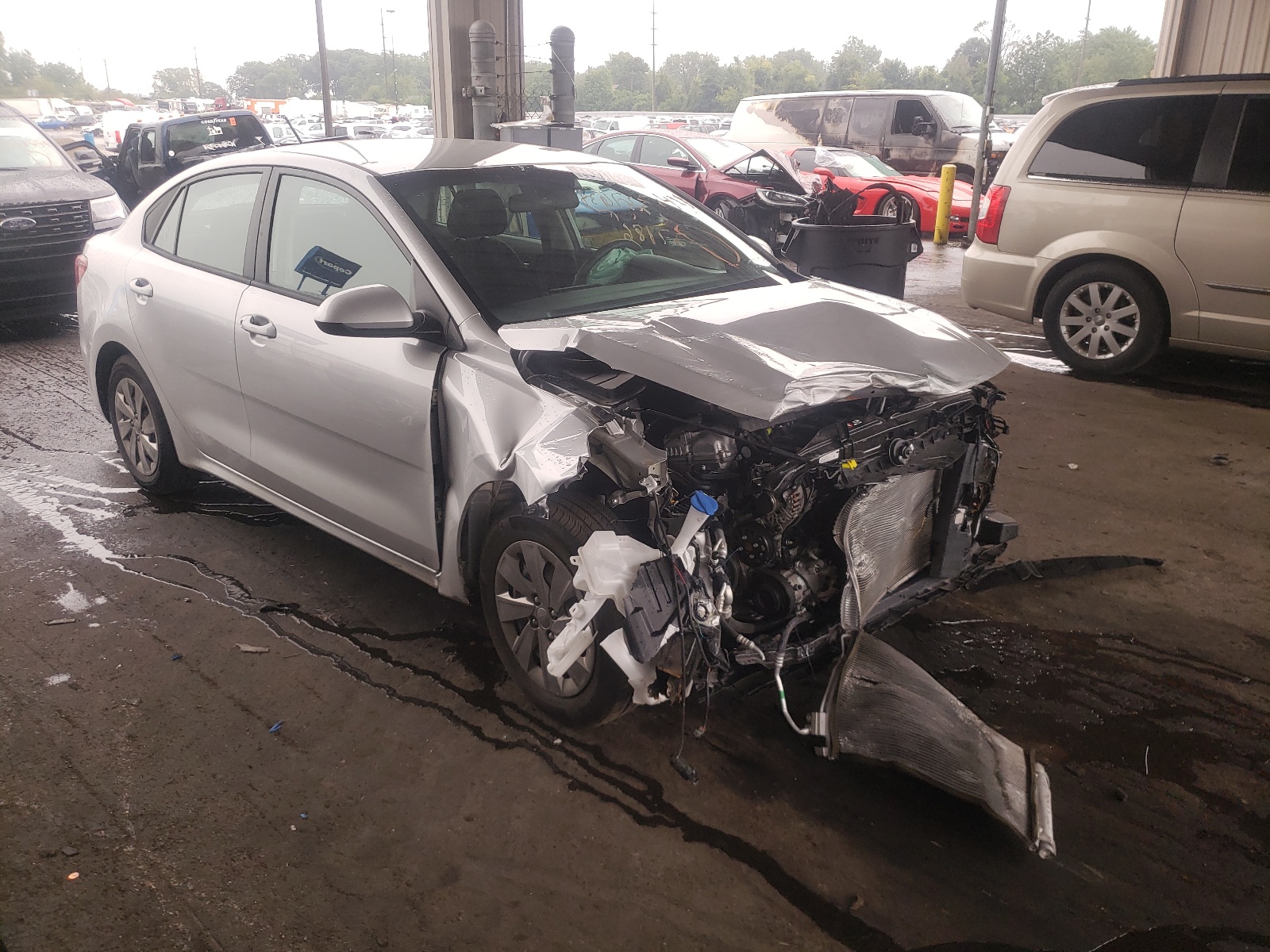 KIA RIO S 2019 with VIN 3KPA24AB5KE218905 - Photo from auction
