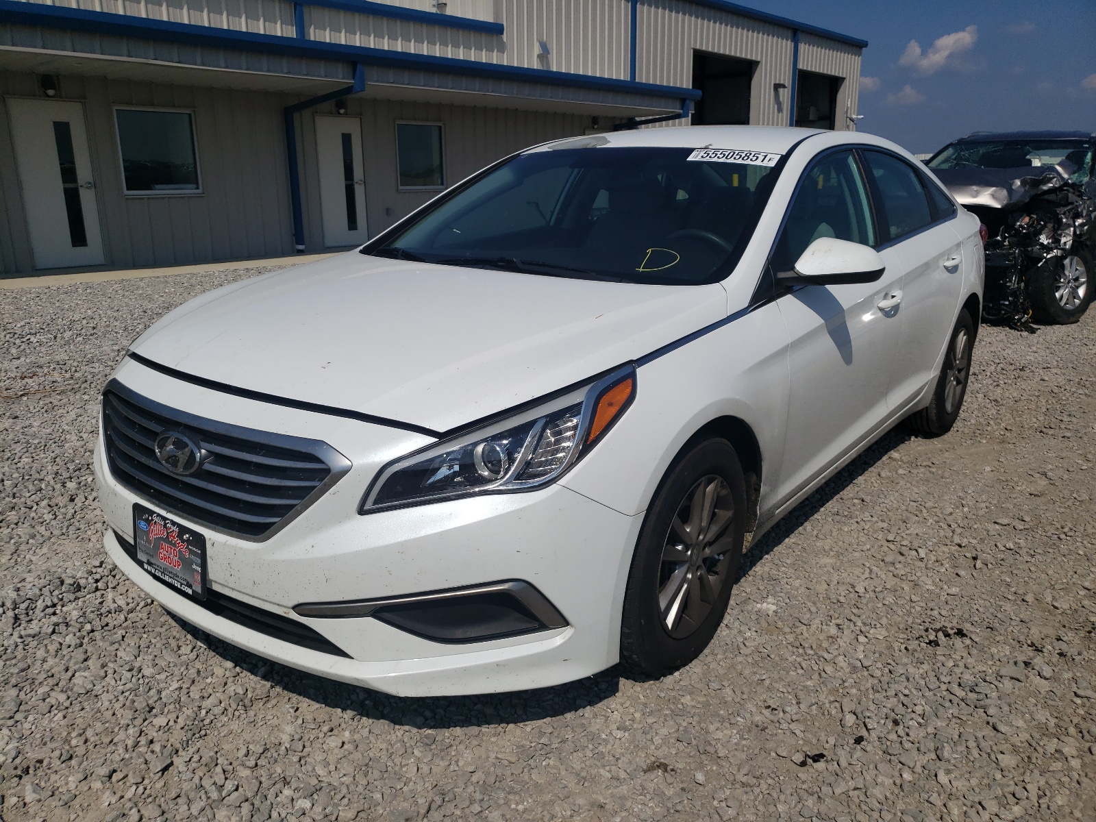 Photo 2 from auction – 2016 HYUNDAI SONATA SE with VIN 5NPE24AFXGH302452