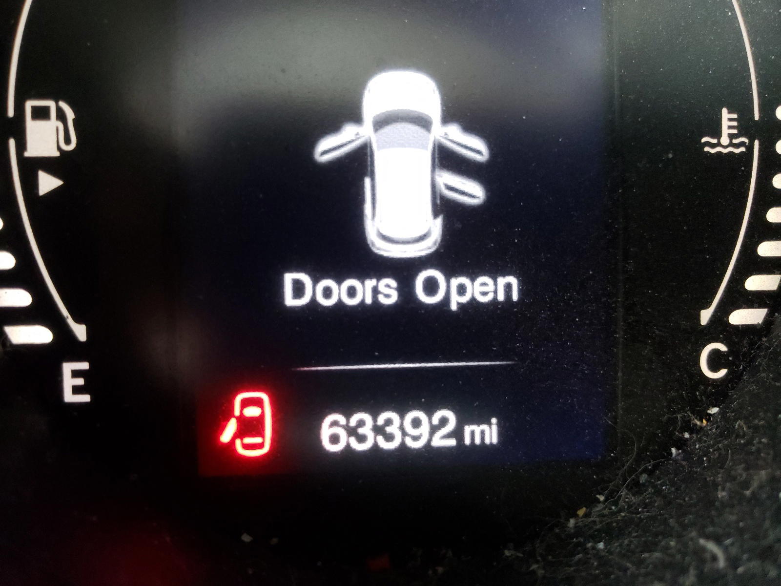 Photo 8 from auction – 2016 FIAT 500X POP with VIN ZFBCFXAT0GP330458