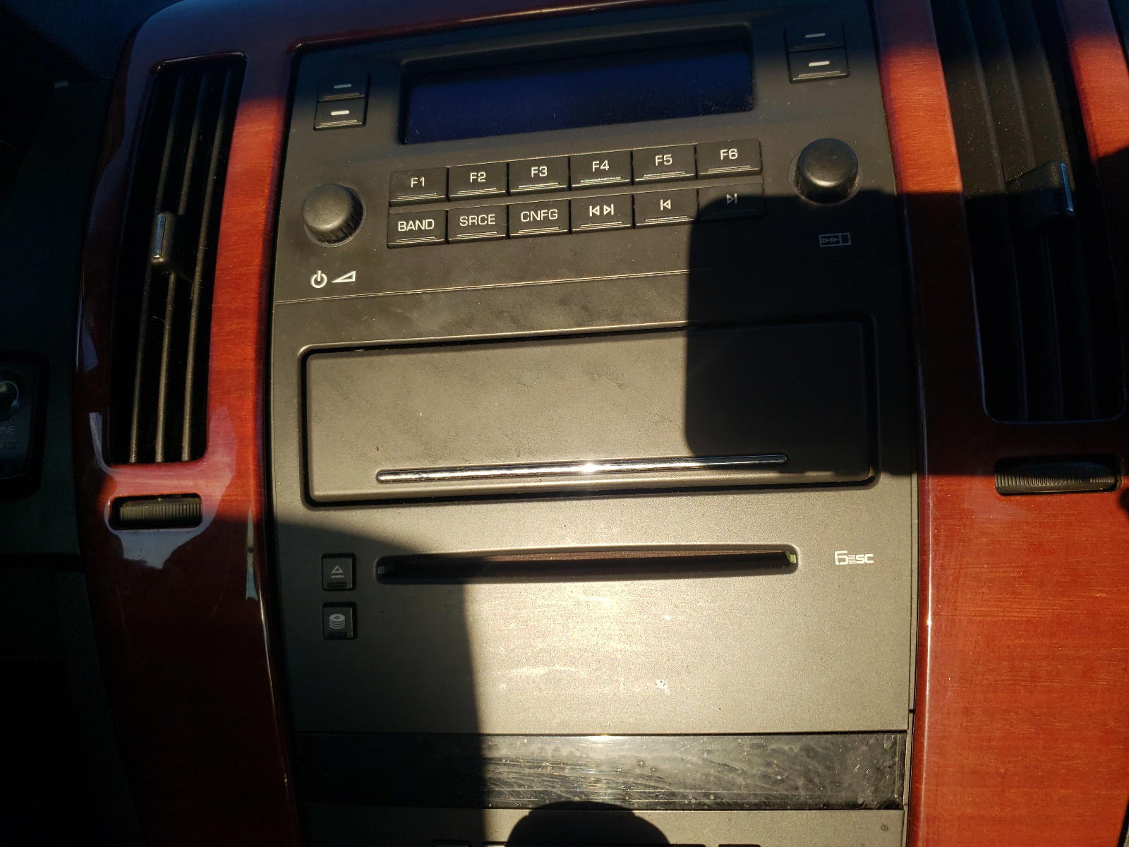 Photo 9 from auction – 2007 CADILLAC STS with VIN 1G6DW677270188152