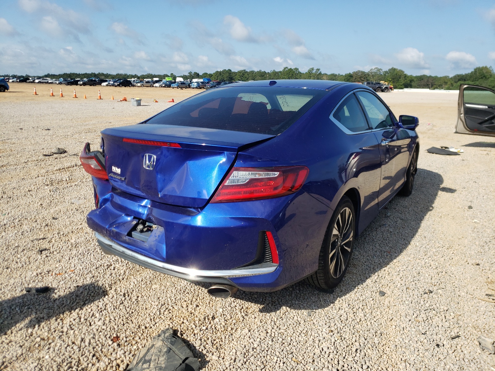Photo 4 from auction – 2016 HONDA ACCORD EX with VIN 1HGCT1B72GA006635