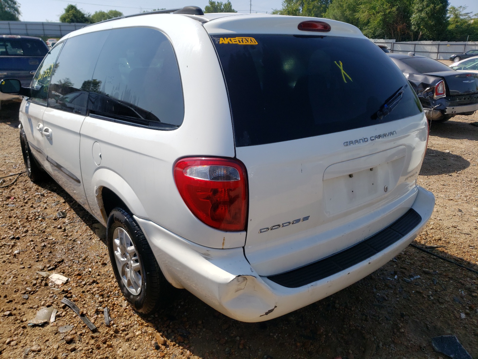 صورة رقم 3 من المزاد - 2003 DODGE GRAND CARA مع VIN 2D4GP44323R127710